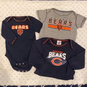 Chicago bears baby bundle NB long sleeve onesie/ (2) 3-6 mth gray/blue onesie